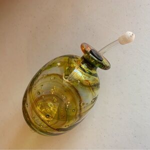 Blown Glass Hummingbird Feeder Swirl Pattern in Caramel and Green